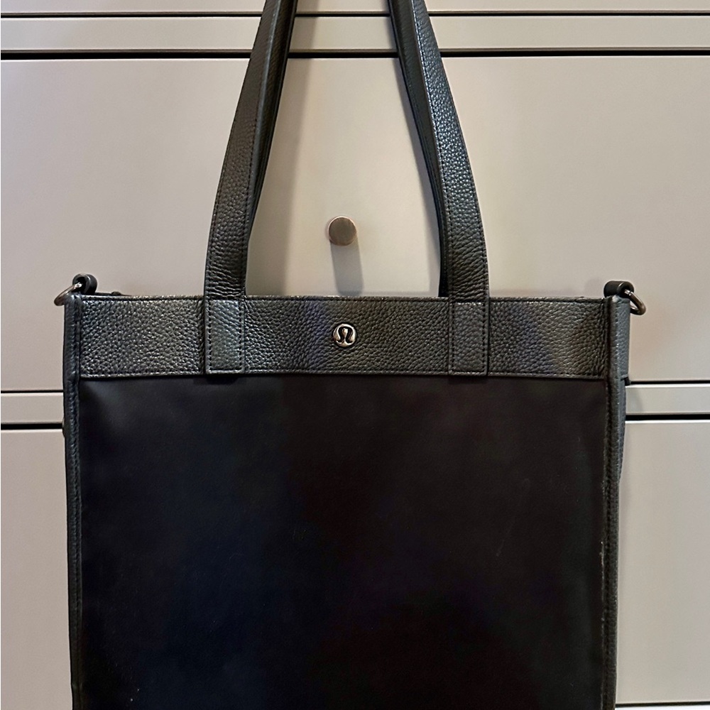 Lululemon Now and always tote bag 15L Black